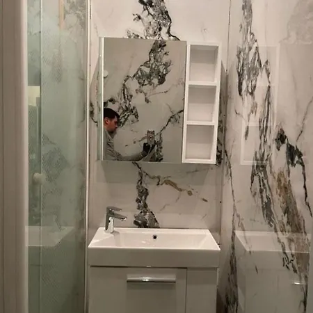 Apartment Rent A *